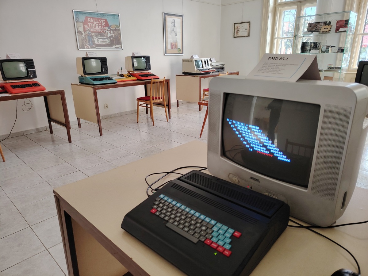 počítače, retro, Topoľčany