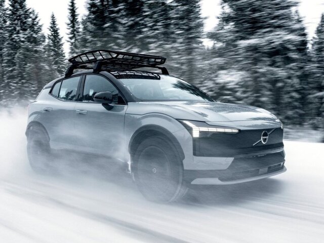 Volvo EX30 Cross Country - 2025