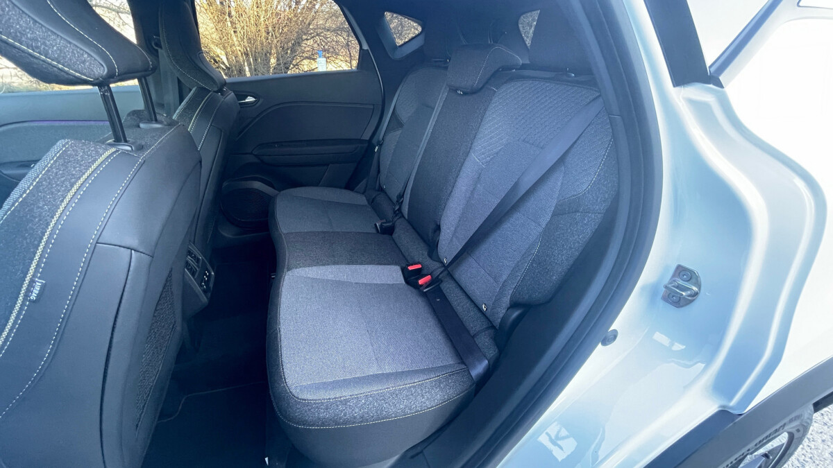 Renault Captur mild hybrid 160 EDC (2024)