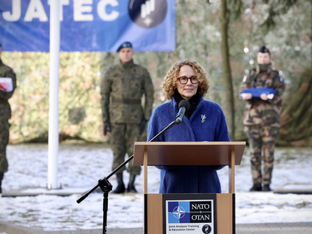 Zástupkyňa GT NATO Radmila Šekerinska na otváracom ceremoniáli JATEC v Bydgoszczi 17. februára 2025.