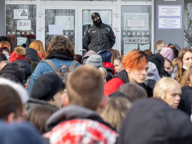 utečenci z Ukrajiny, Oddelenie cudzineckej polície,