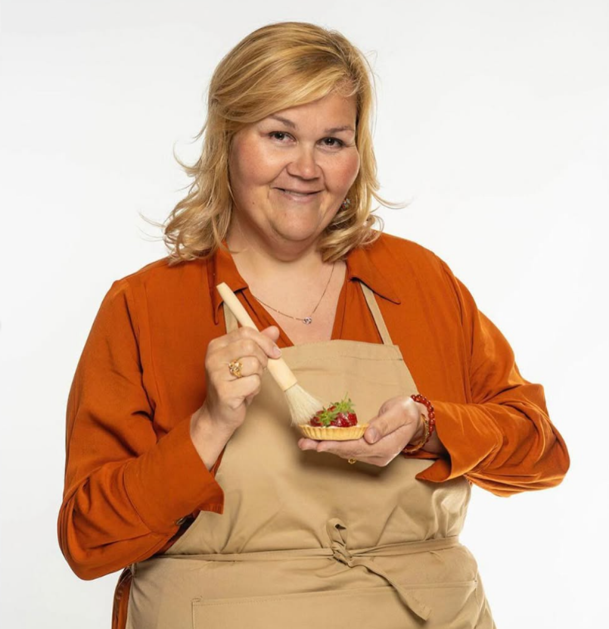 Nelly v šou GBBO