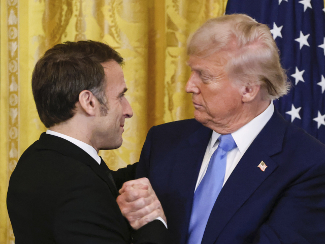 Donald Trump, Emmanuel Macron
