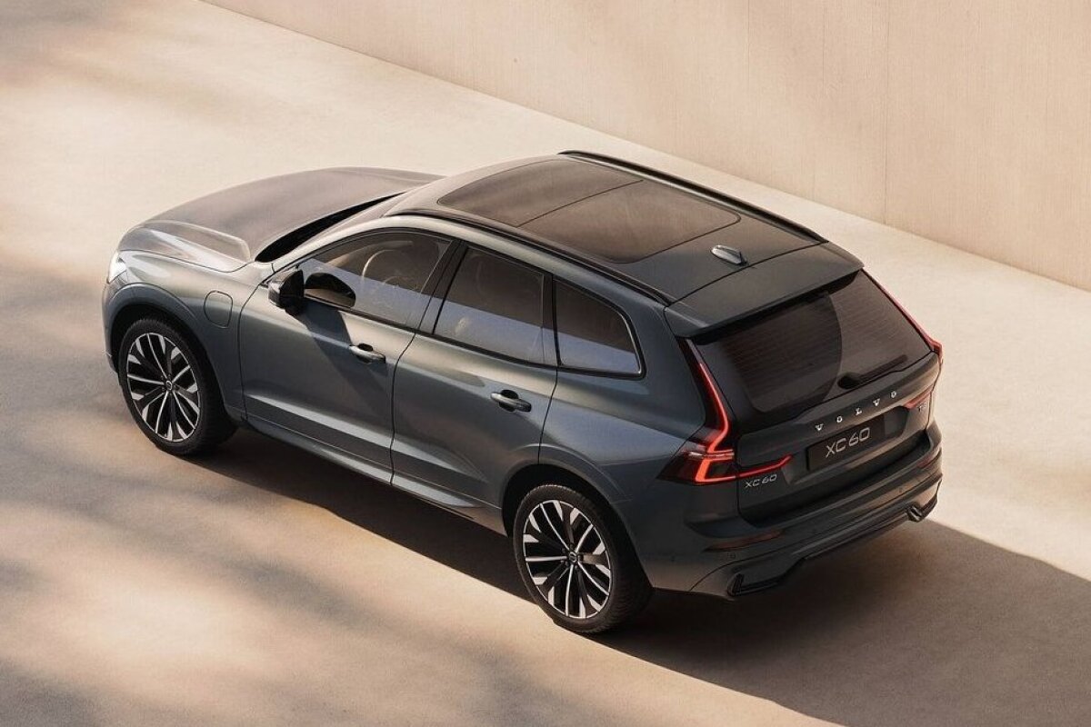 Volvo XC60 - 2025