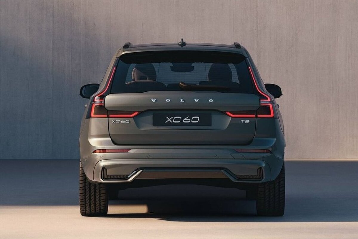 Volvo XC60 - 2025