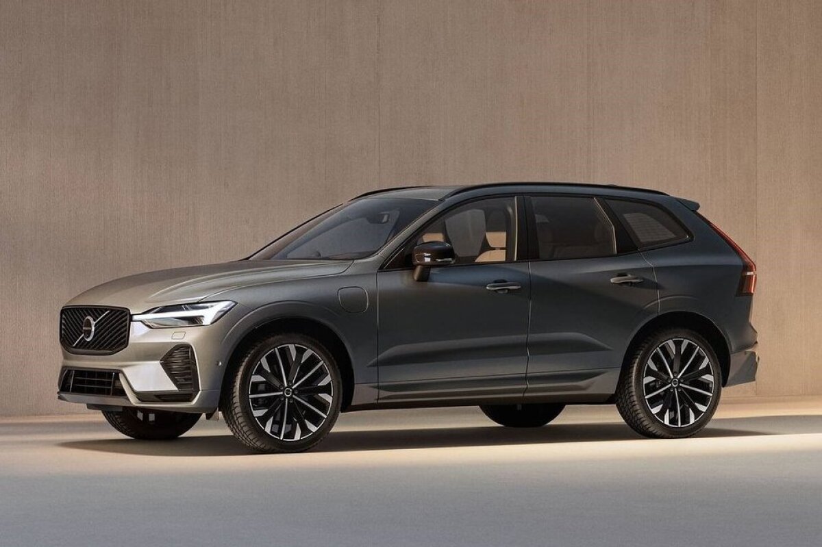 Volvo XC60 - 2025