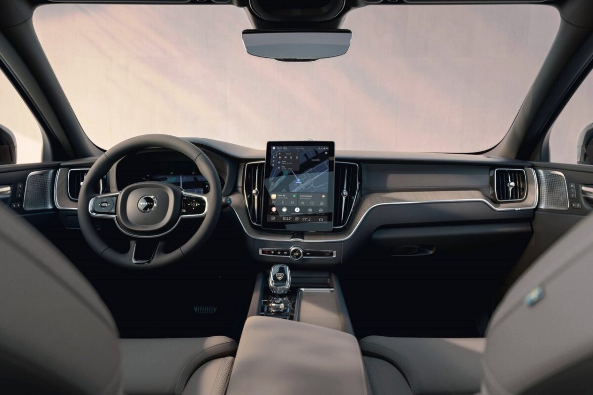 Volvo XC60 - 2025