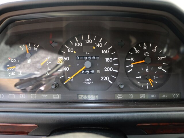 Mercedes-Benz 300D (W124) - 1990