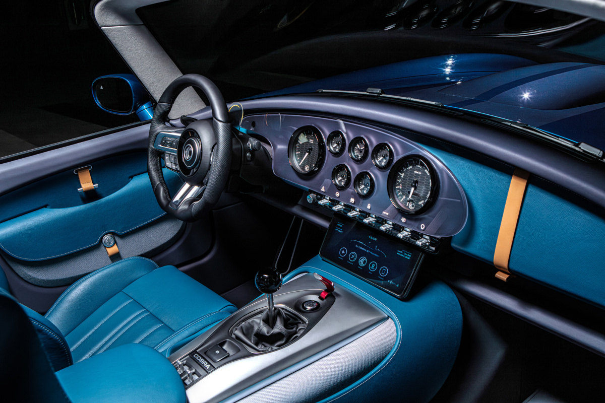 AC-Cobra-GT-Roadster-GTR-dashboard-interior-official-picture