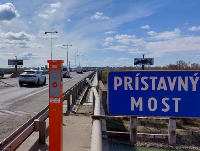 prístavný most