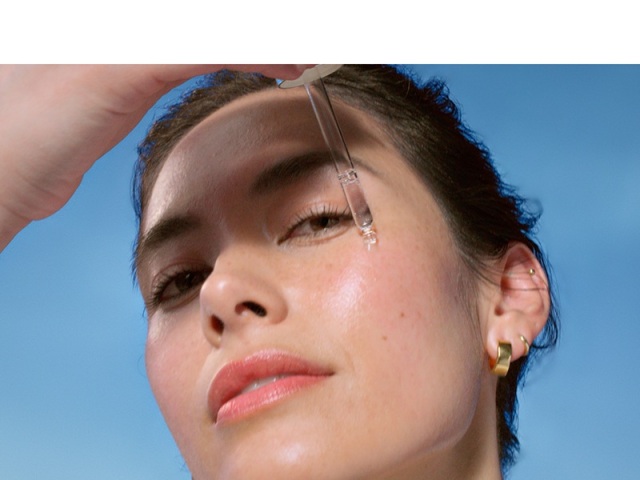 Rozjasnujuce serum