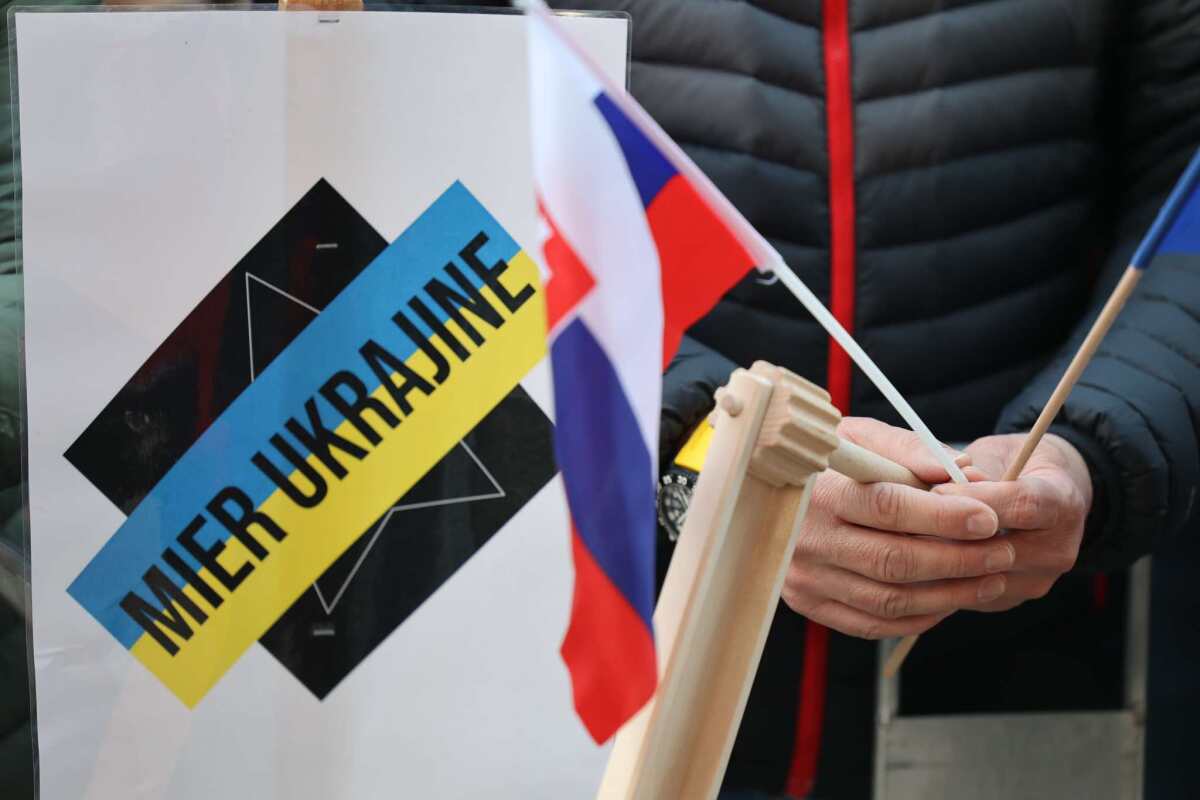 protest, bratislava, mier ukrajine