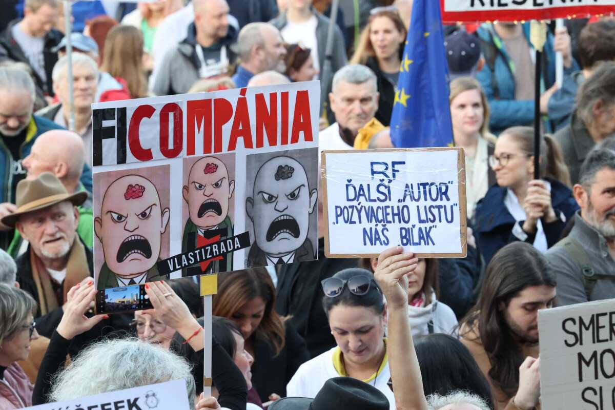 protest, bratislava, mier ukrajine