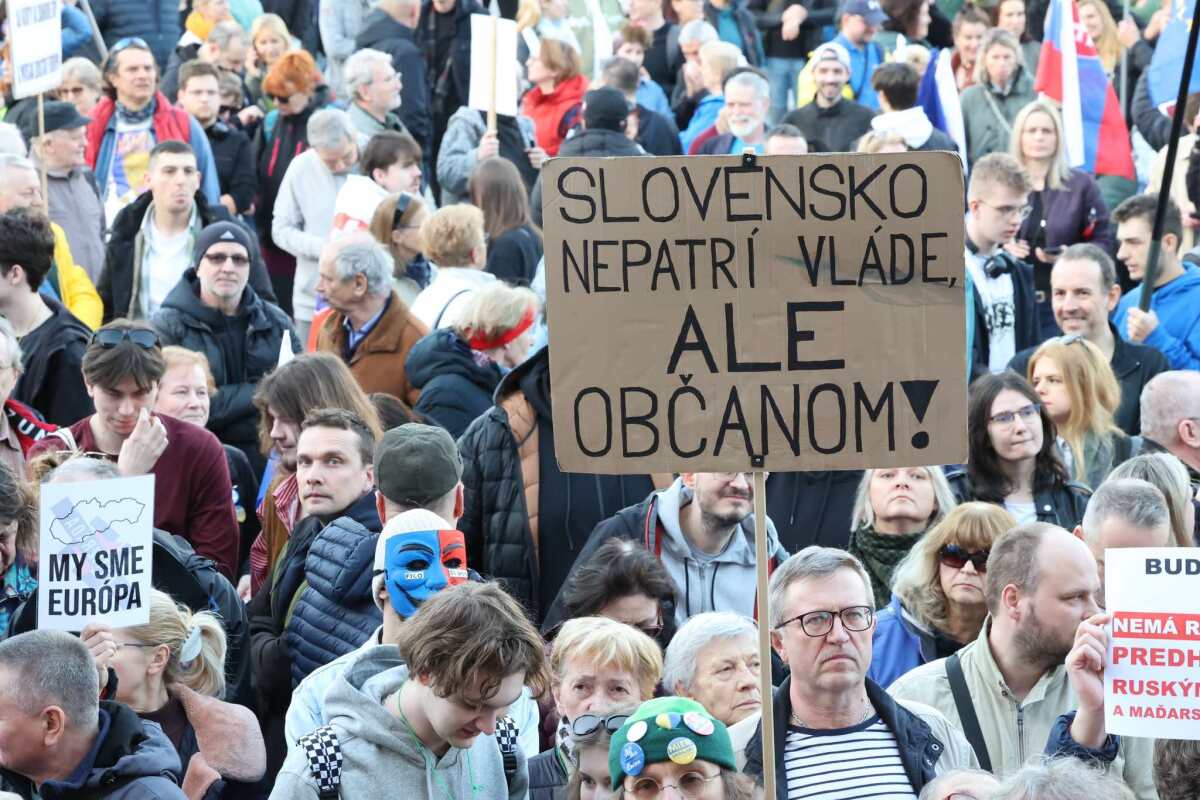 protest, bratislava, mier ukrajine
