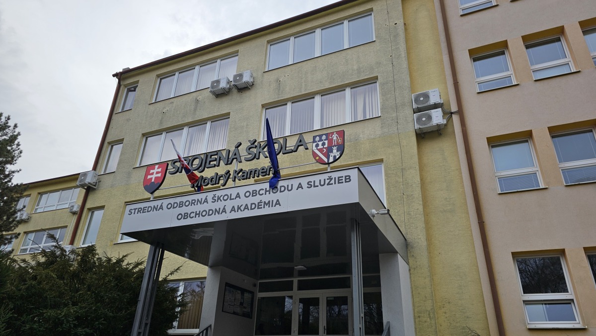 Spojena skola Modry Kamen