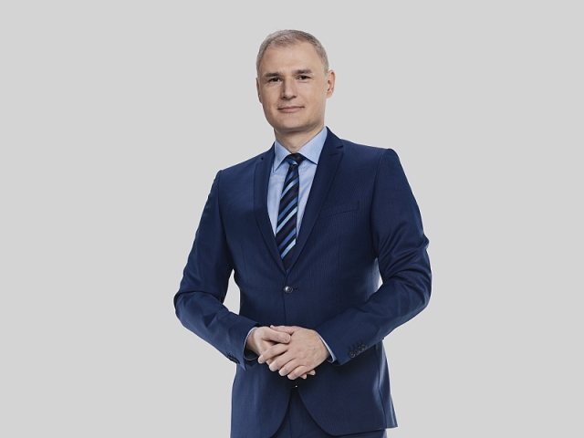 Moderátor Ľubomír Bajaník