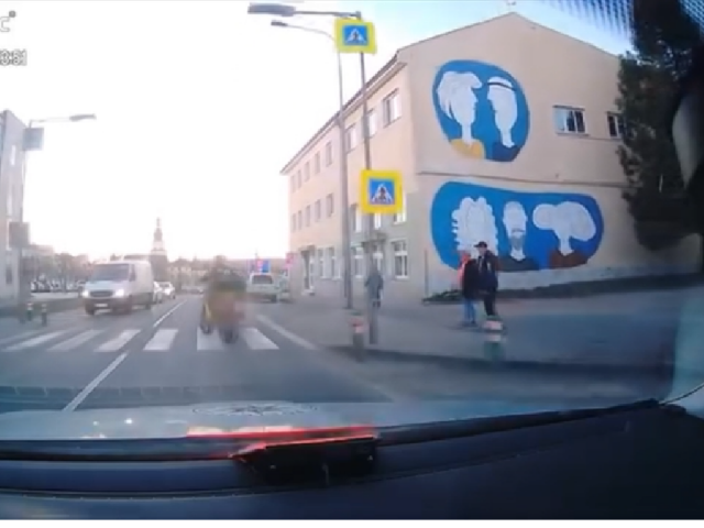 riskantná jazda, motorkár, Česko, Polícia ČR, dopravná nehoda