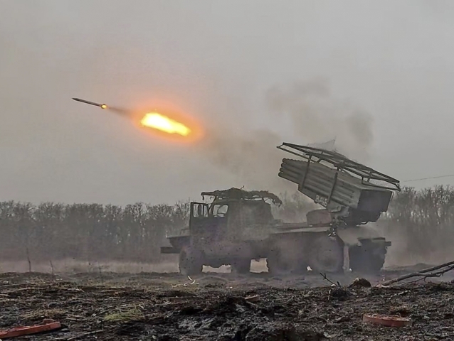 Grad, raketomet, raketa, bombardovanie, ruská invázia, zbrane, vojna na Ukrajine