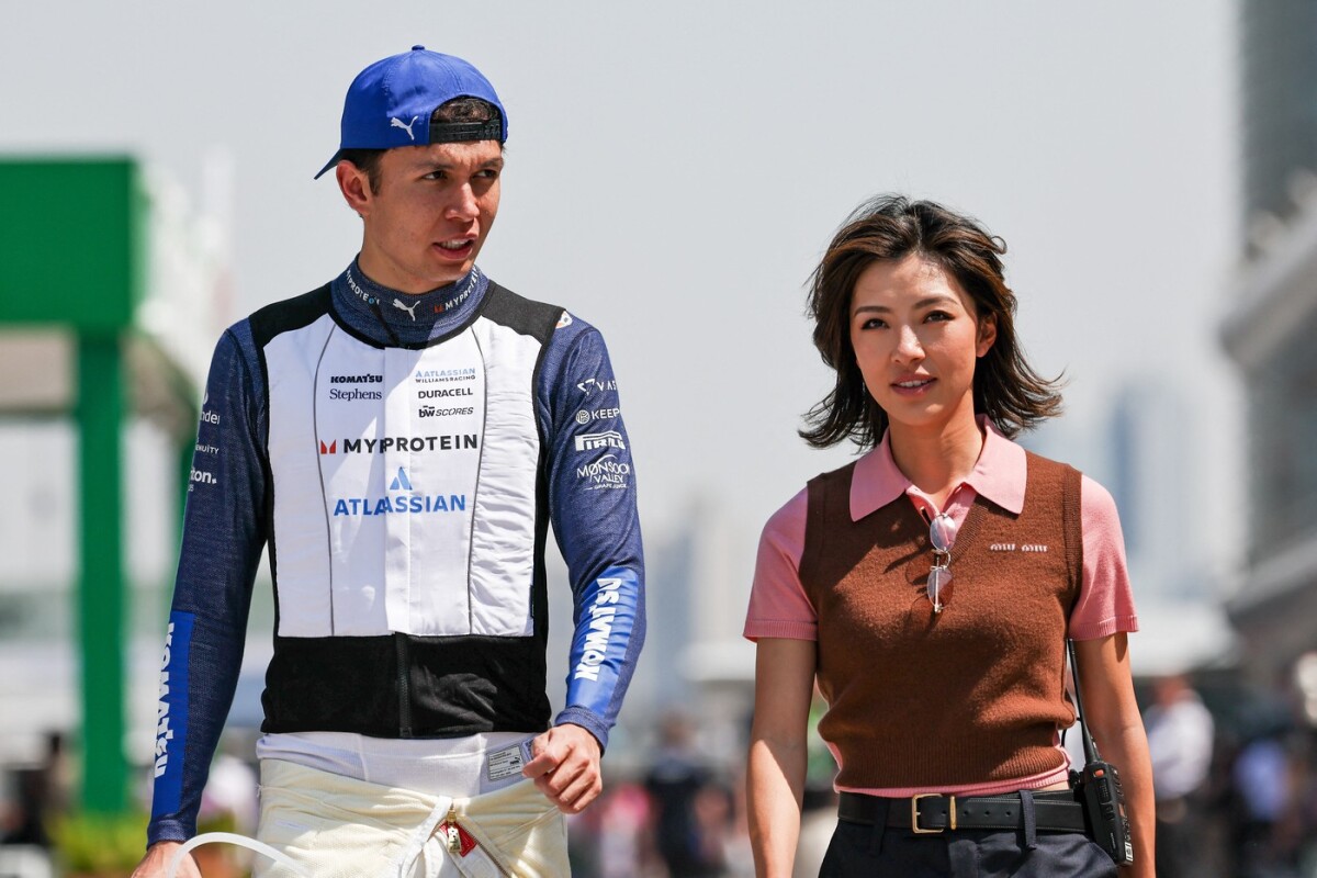 19. Alexander Albon a Lily He Muniová