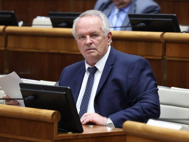 Miroslav Radačovský.
