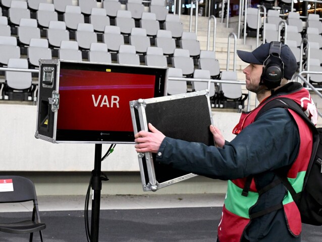VAR