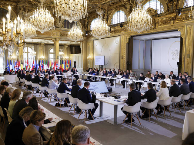Koalícia ochotných v Paríži