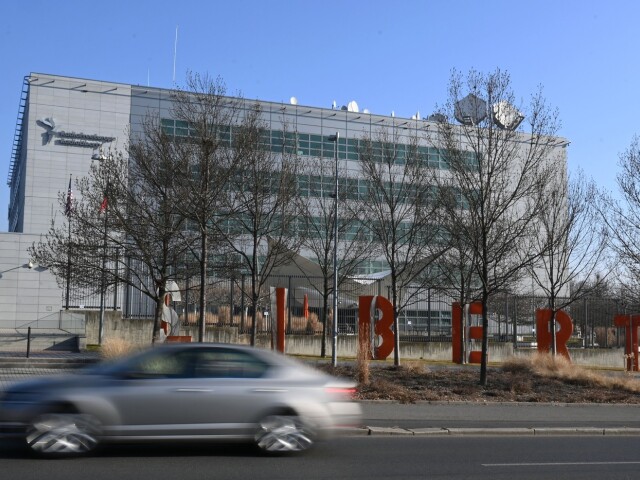Rádio Slobodná Európa, Slobodná Európa, RFE