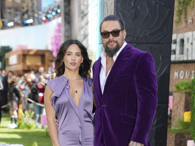 Adria Arjona, Jason Momoa