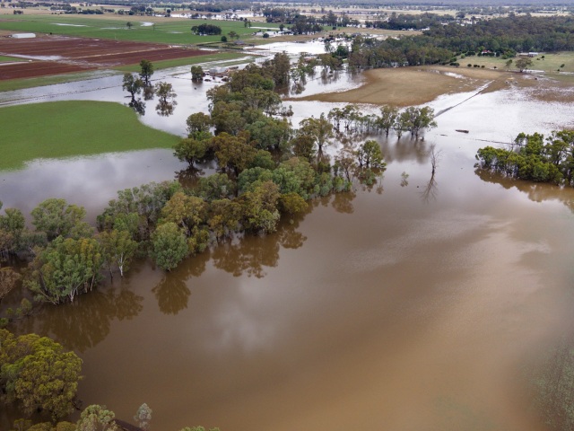 Floods / Victora state /
