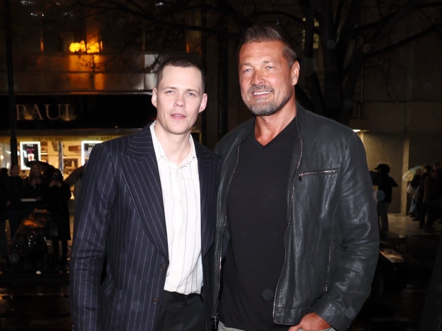 Herec Bill Skarsgård a producent Petr Jákl na pražskej premiére filmu V pasci. 