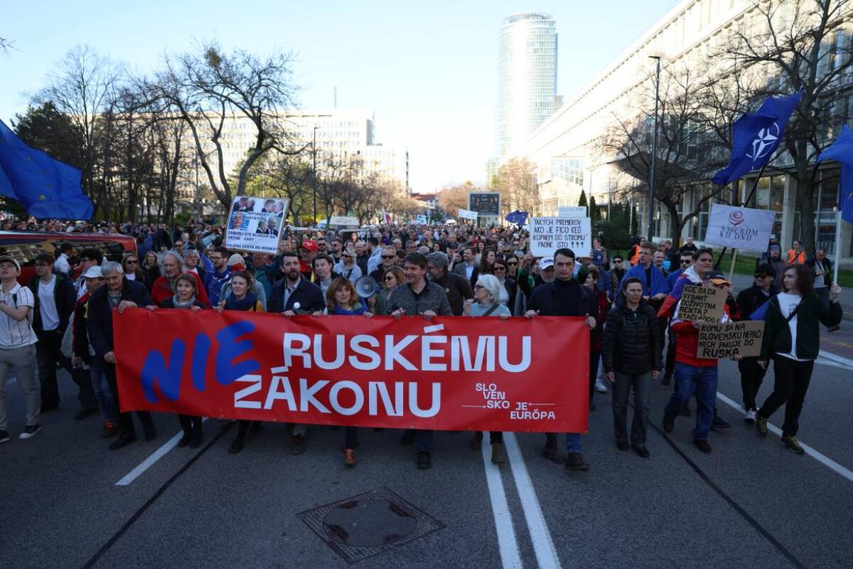 pochod protest bratislava