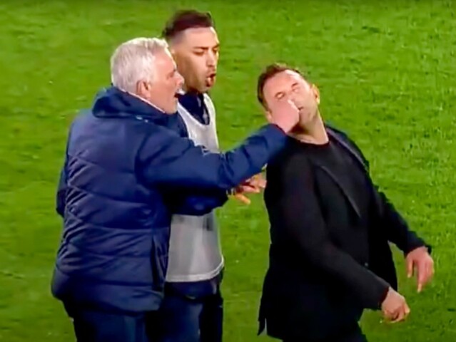 Jose Mourinho, Okan Buruk