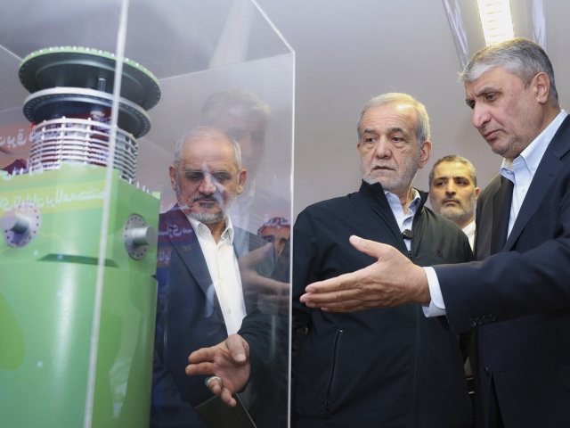 Masúd Pezeškján / Iran /