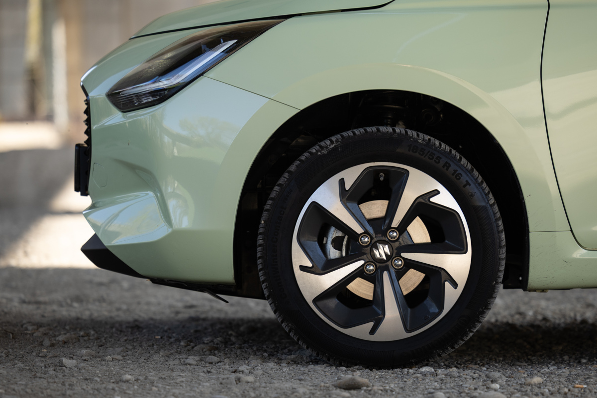Suzuki Swift 1,2 DualJet AllGrip - test 2025