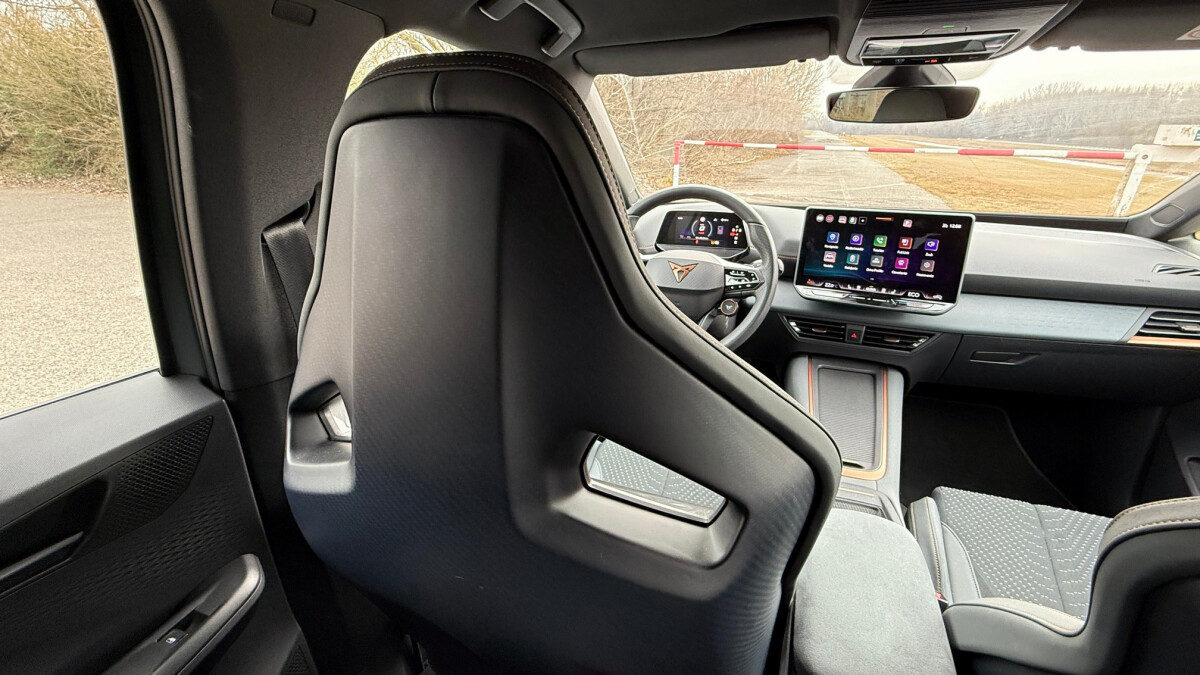 Cupra Born (2025)