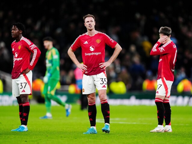 Kobbie Mainoo, Jonny Evans