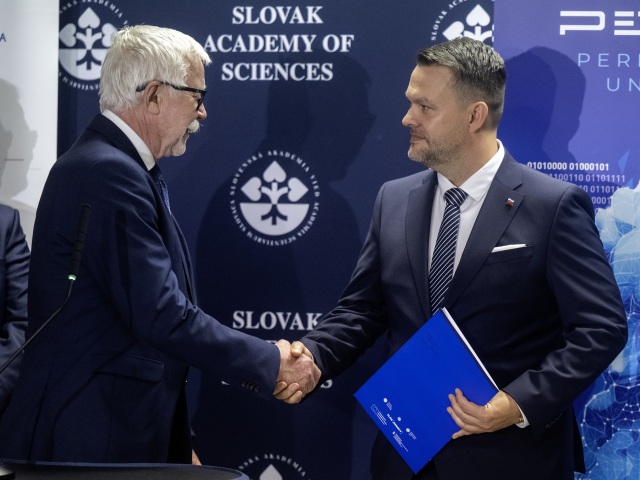 Samuel Migaľ / Pavol Šajgalík /