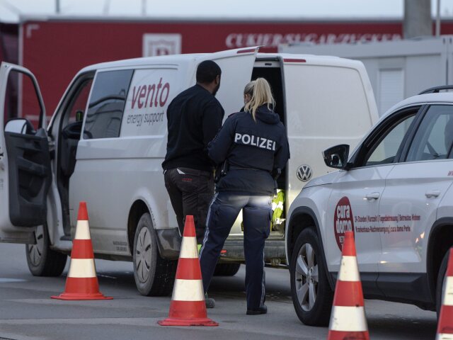 Rakúsko Polícia Hranica Priechod