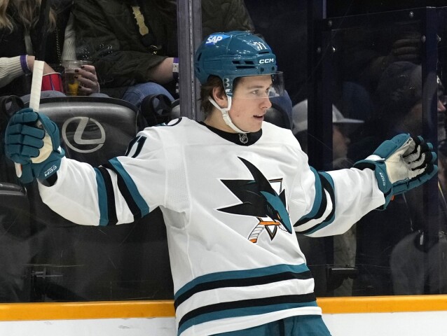 Macklin Celebrini