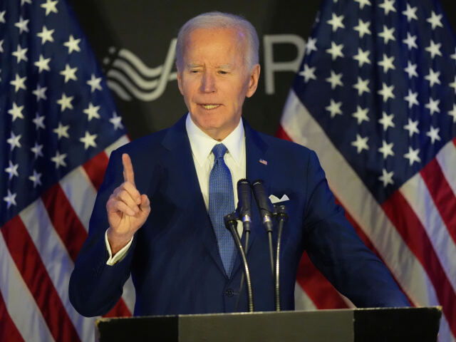 Biden Chicago