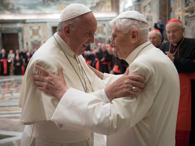 pápež František, Benedikt XVI., pápež
