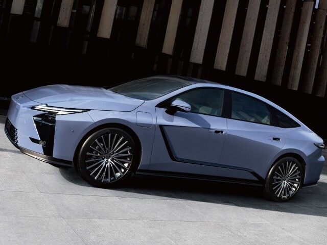 lexus