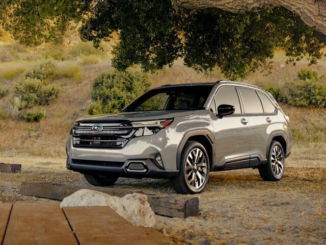 Subaru-Forester-2025-wallpaper