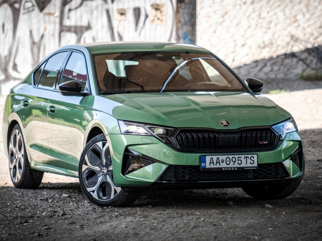 Škoda Octavia RS Liftback - test 2025