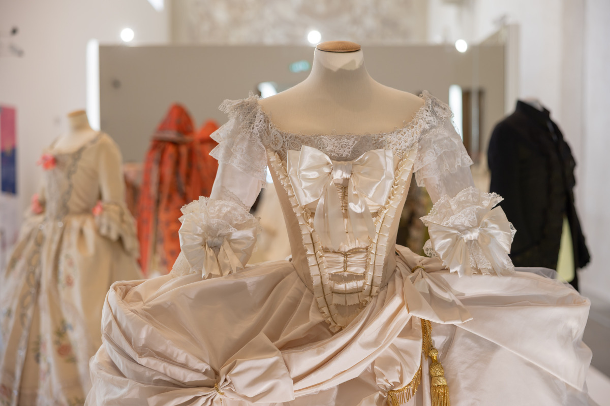 Marie Antoinette unikátna výstava kráľovniných šiat