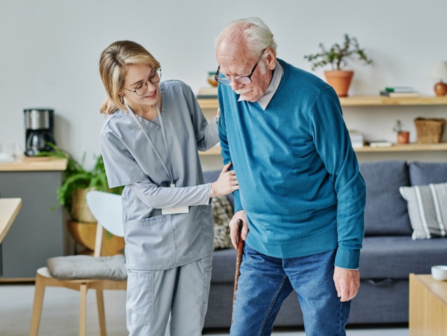 dôchodca, senior, invalid, invalidita