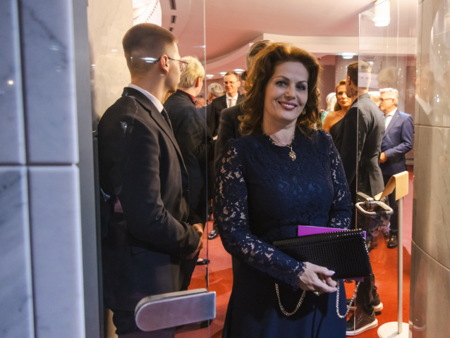 Gala Anna Netrebko,  Jolana Fogašová
