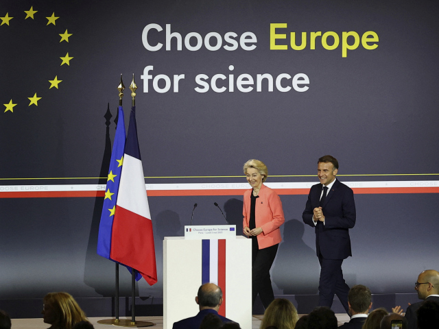 Macron, Leyenová