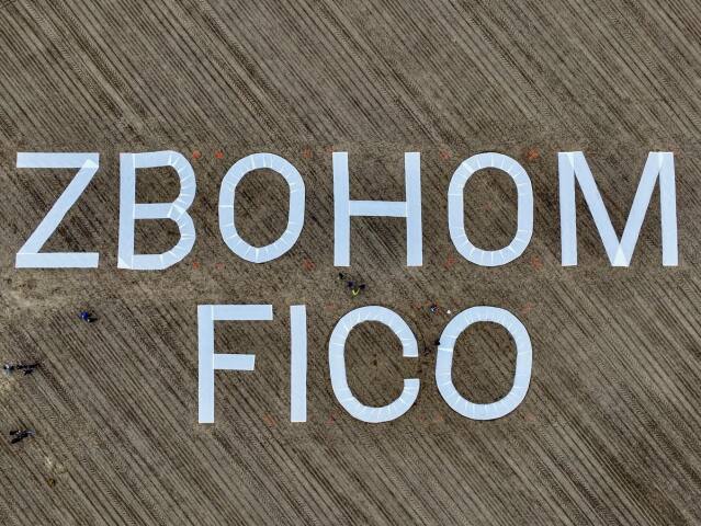 Zbohom Fico