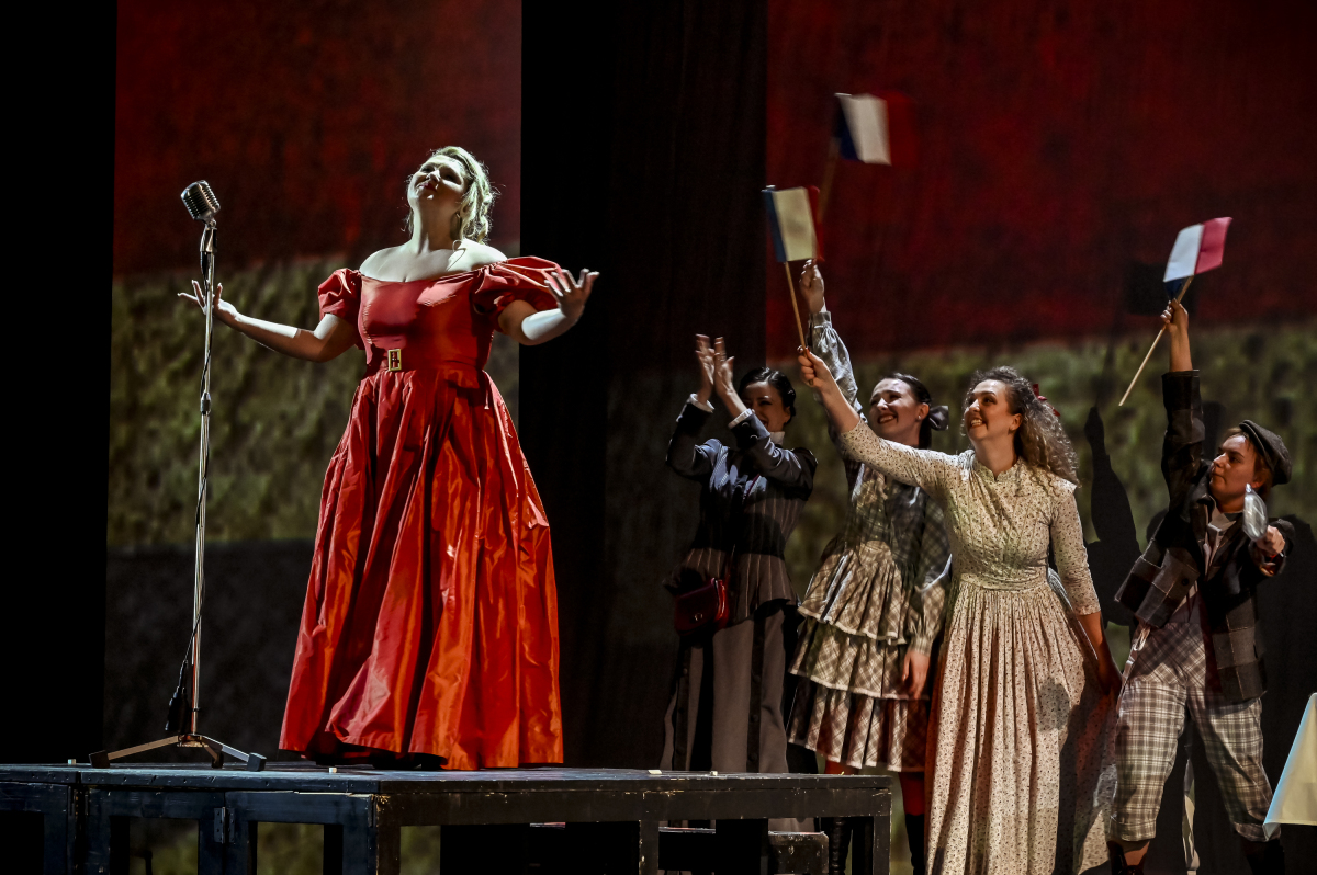 Mária Štúrová, Albert Herring